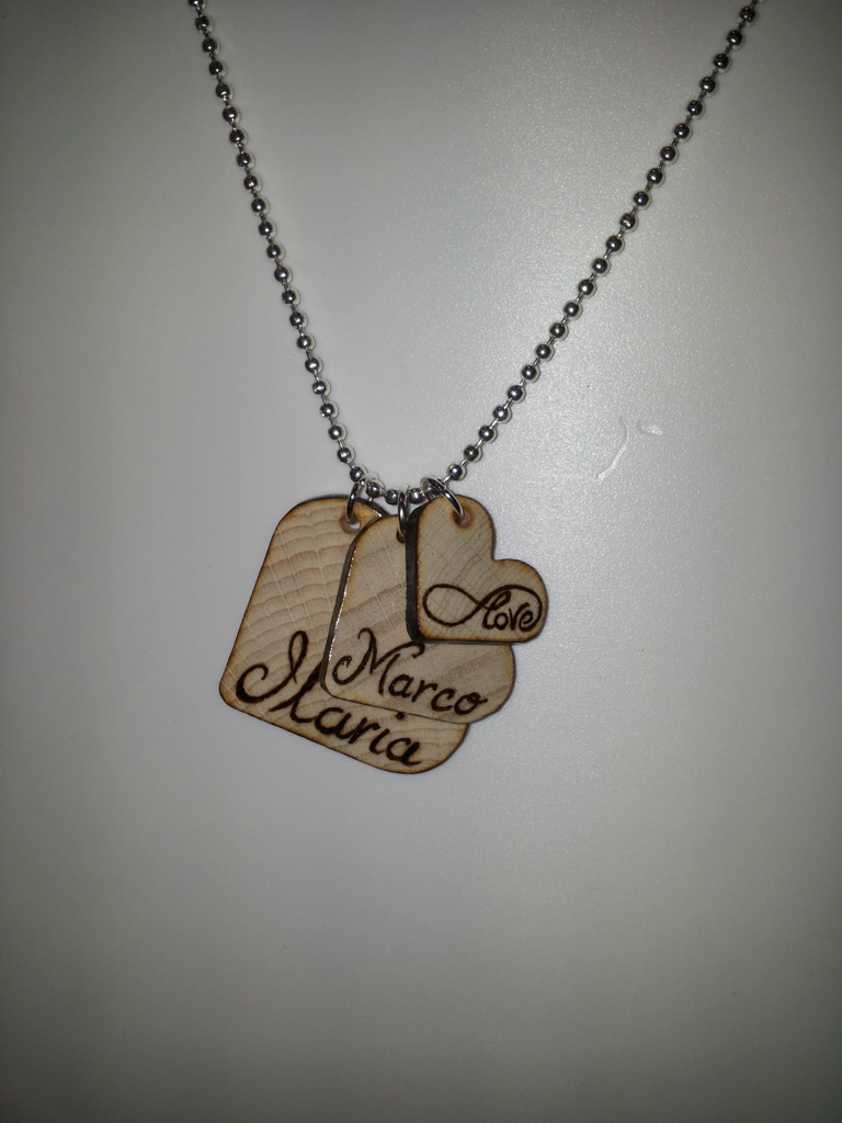 Collana a tre cuori Personalizzabile | cuori in legno | dimensioni variabile